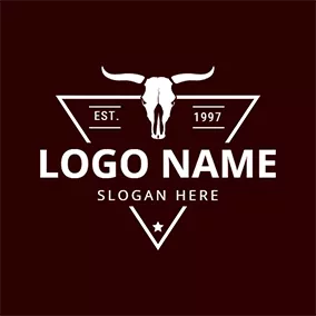 競技 Logo Bull Head Triangle Rodeo logo design