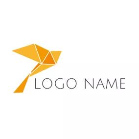 ソフトウェア＆アプリロゴ White and Yellow Triangle logo design