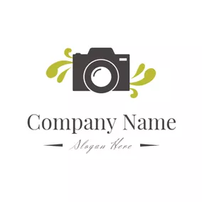 ブログのロゴ Black and White Camera logo design