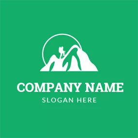環境ロゴ Green and White Mountain and Man logo design