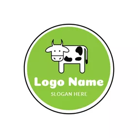 牛ロゴ Green Circle and White Dairy Cow logo design