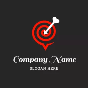 性能のロゴ Heart Shaped Arrow and Target logo design