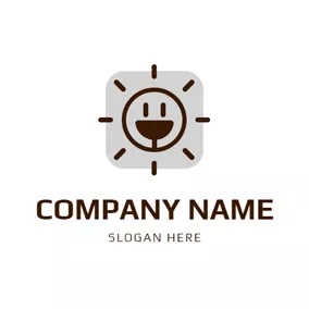 插頭logo Smiling Face and Plug Wire logo design