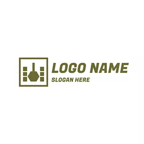 兵隊のロゴ Square and Abstract Tank Logo logo design